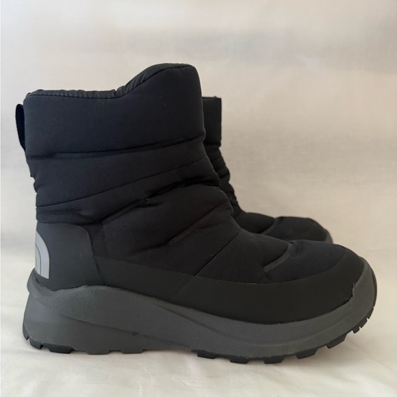 The North Face Women's Nuptse II Water Proof Bootie Size 8 - Picture 8 of 9